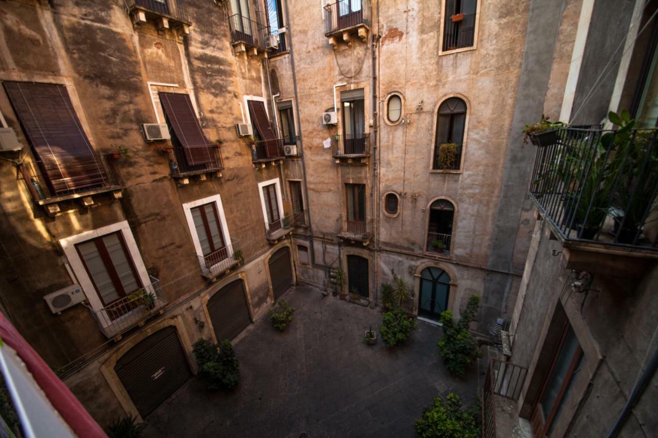 Casa Verdi - House Of Travelers Κατάνια Εξωτερικό φωτογραφία